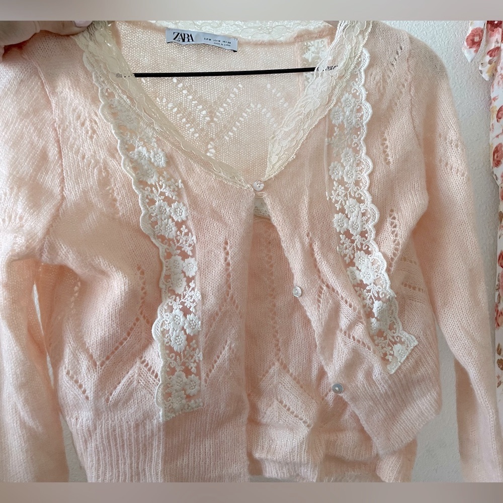 Zara Peach Lace Trim Women Sweater & Tank
